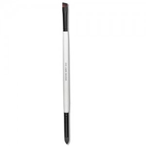 Multi-purpose brush offers the smudge end to soften and smudge eye liner to create a gorgeous smoky eye look. Shaped eye-liner end is the perfect size for precision lines along the eye.