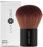 A kabuki brush will give your mineral foundation the perfect finish