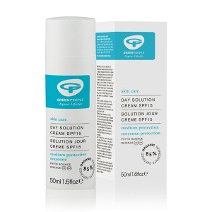 Green People Day Solution SPF 15 