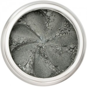 atte grey in a natural loose mineral powder formulation. 